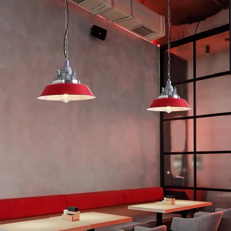 Restaurants & Bars
